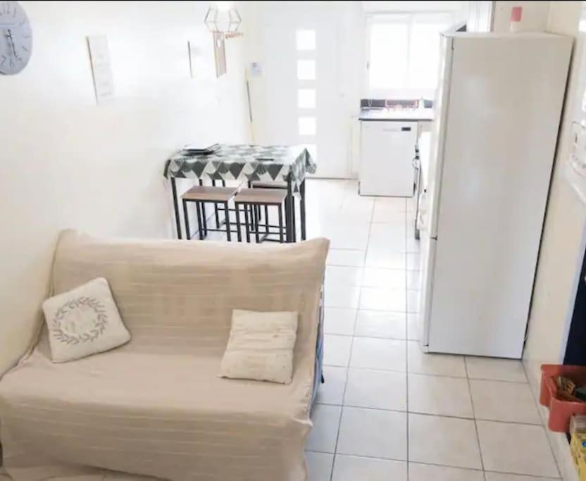 T1 Proximite De Montpellier. Apartment Juvignac Exterior foto